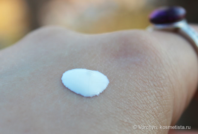 Защитный флюид-экран для лица UV Plus Anti-Pollution SPF 50 от Clarins