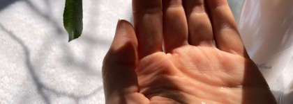 Увлажнение и выравнивание тона с осветляющим лосьоном Blanc de Perle от Guerlain