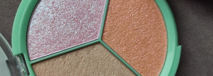 Один из самых ярких хайлайтеров в моей коллекции Love generation face palette Yes, peace