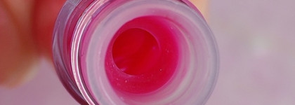 Essence Extreme shine volume lipgloss 103 Pretty in pink