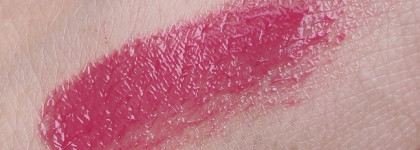 Essence Glossy glaze high shine lipstick 03 pink things up