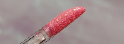 Супер сияние с блеском для губ Essence the jeans club 01 Gloss Up In Jeans