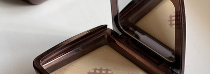 Project pan 2022. Разобраться в косметичке - разобраться в голове.