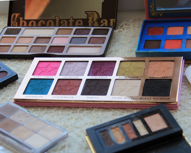 Палетка теней maniac. Коллекции палеток. Lamelle палетка теней. Бумажные сюрпризы коллекция палетки теней. Коллекции палеток.