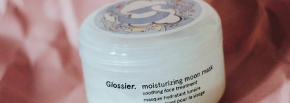 Glossier Moisturizing Moon Mask - спасение для кожи зимой