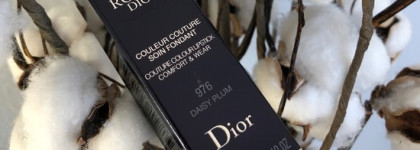 Первые заморозки с помадой Dior Rouge Dior Couture Color Lipstick в оттенке 976 Daisy Plum