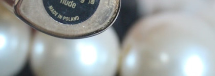 А внутри совсем не люкс. Печальное знакомство с увлажняющей губной помадой Avon Luxe в оттенке lustering nude