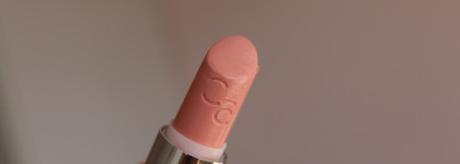 Нежная зефирка Бальзам для губ Catrice Volumizing Lip Balm