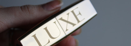 Осенние любимчики: Бальзам Avon Люкс. Нежность шелка Увлажняющий Natural tint (Роскошный нюд) и Rose Tint (Изысканный розовый)