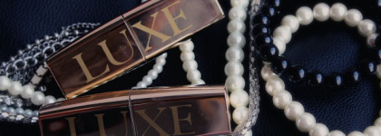 Осенние любимчики: Бальзам Avon Люкс. Нежность шелка Увлажняющий Natural tint (Роскошный нюд) и Rose Tint (Изысканный розовый)