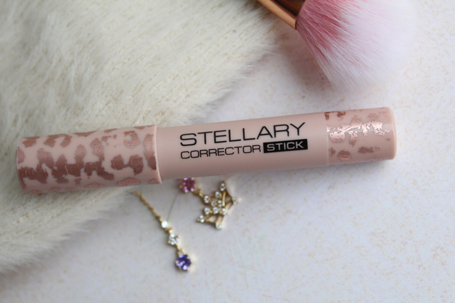 Приятные мелочи от Stellary: Corrector stick, Brow fixing gel, Highlighter stick
