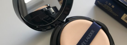 Самый первый кушон: Estee Lauder Double Wear Cushion BB All Day Wear Liquid Compact