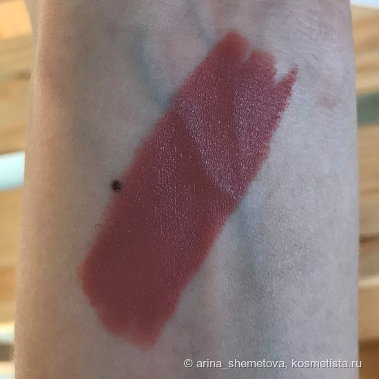 Красивая повседневная Golden Rose Matte Lipstick 18
