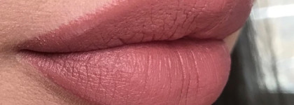 Красивая повседневная Golden Rose Matte Lipstick 18