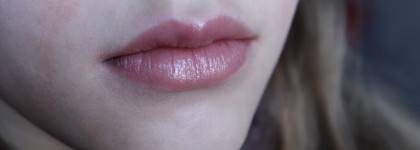 Мой любимый цветной увлажняющий бальзам от Kiko в оттенке 08 Almond