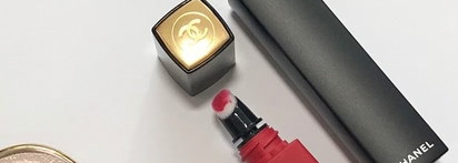 Многообразие красного: бренд Chanel запускает линейку новых матовых помад Rouge Allure Liquid Powder Matte Lipstick
