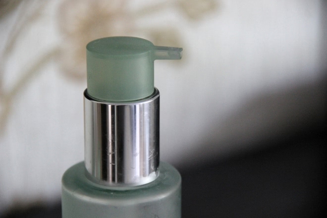 Мои бьюти-находки от Clinique: крем-гель Аnti-Blemish Solutions Clinical, интенсивно увлажняющий гель Moisture Surge 72-Houre и сильнодействующие жидкое мыло для жирной кожи Liquid Facial Soap
