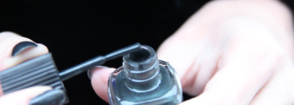 Любимый зимний лак Le Vernis Longue Tenue от Сhanel оттенке 558 Sargasso