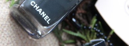 Любимый зимний лак Le Vernis Longue Tenue от Сhanel оттенке 558 Sargasso