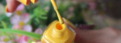 Мои весенние лаки: Le Vernis в оттенке 592 Giallo Napoli от Chanel и Dior Vernis в оттенке 505 Early от Dior