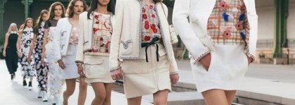 Показ круизной коллекции Chanel 2019/20