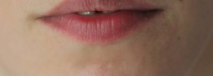 Красота и уход: увлажняющий бальзам для губ с эффектом естественного сияния Chanel Les Beiges в оттенке Intense