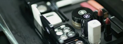 Презентация новой осенней линии макияжа Noir et Blanc de Chanel в Париже