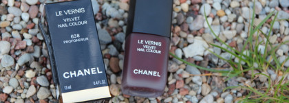 Мой осенний матовый лак Le Vernis Velvet ( Nail Colour) в оттенке 638 Profondeur от Chanel