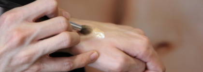 Стильный и яркий профессиональный макияж от бренда Chanel