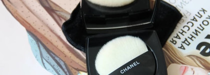 Воспоминания о весне в начале зимы. Мерцающая пудра-хайлайтер Poudre Lumière ( Highlighting Powder) в оттенке 10 Ivory gold из весенней коллекции Chanel 2019