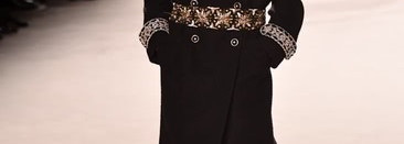 Показ коллекции Mètiers d'Art Coco's House Codes de Chanel в Париже