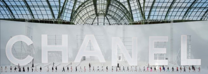 Показ Prêt-à-Porter Spring-Summer 2020/21 от Сhanel в рамках Недели Моды в Париже