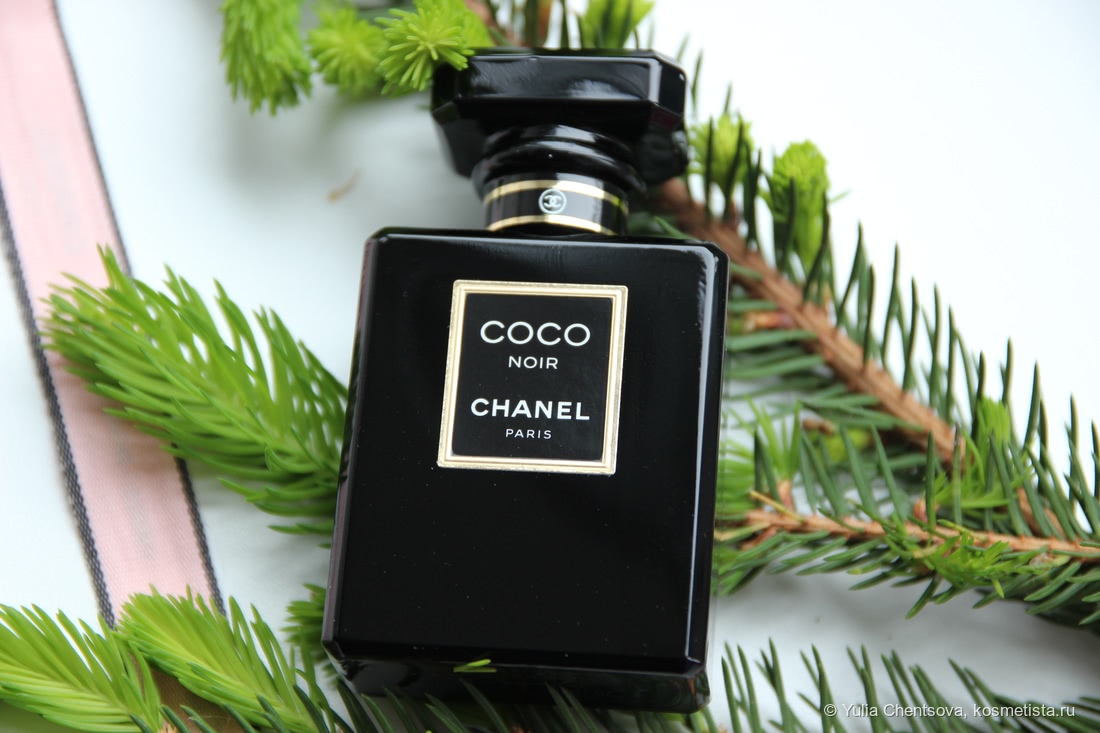 Еau de Parfume Coco Noir de Chanel.