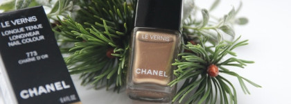 Рождественский лак от Chanel: Le Vernis в оттенке 773 Chaîne d' or