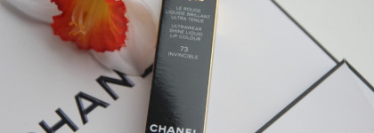 Первые весенние новинки от марки Chanel: стойкая жидкая помада Rouge Allure Laque в оттенке 73 Invincible