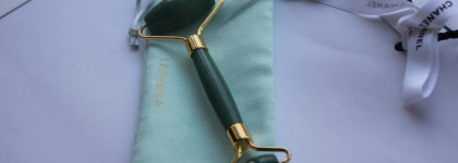 Любимый бьюти гаджет на данный момент: роликовый кварцевый массажер для лица Sephora Collection