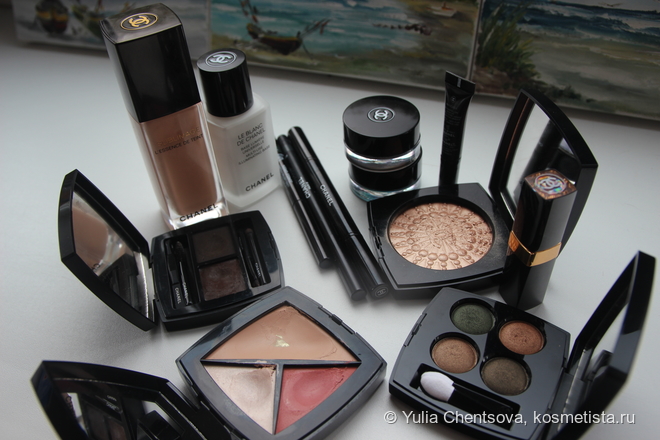 "Макияж без правил": зеленые с золотом smoky eyes с продуктами Chanel