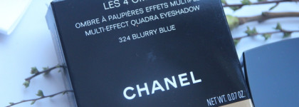 Яркая сдержанность с палеткой Les 4 Ombres в оттенке 324 Blurry Blue от Chanel