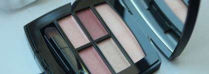 Красота сумеречной розы в палитре Chanel Les Beiges Healthy Glow Natural Eyeshadow Palette в оттенке Tender из коллекции Chanel Les Beiges 2021