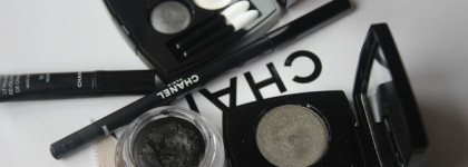 "Макияж без правил": немного рок-н-ролльного настроения с тёмными smoky eyes с продуктами от Chanel