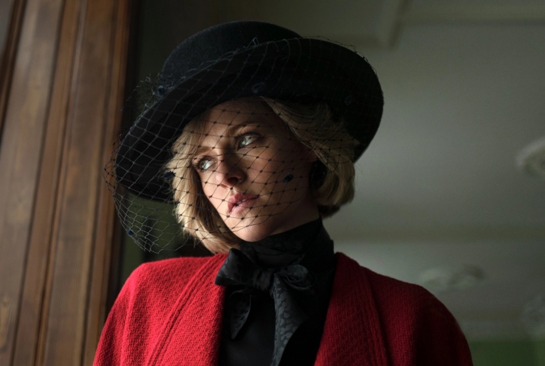 Кадр из фильма " Спенсер". Образ леди Дианы Спенсер в исполнении Кристен Стюарт. Фото из сети.