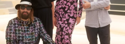 Высокая мода и функциональность: показ Chanel Haute Couture Fall-Winter 2022/23