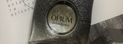YSL - black opium floral shock