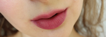 Жидкие румяна в моей косметичке: Becca Beach Tint Raspberry и NARS Liquid Blush Orgasm