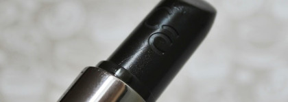 Противоречивый Catrice Ultimate Dark Lip Glow