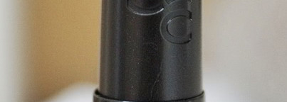 Противоречивый Catrice Ultimate Dark Lip Glow