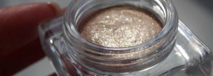 Шиммер для лица, глаз и губ Shiseido Aura Dew Face, Eyes, Lips. Оттенок Solar 02