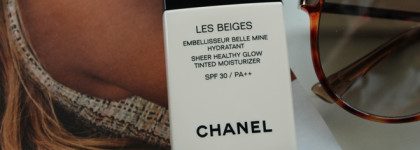 Chanel Les Beiges Sheer Healthy Glow Tinted Moisturizer SPF 30 в оттенке Medium