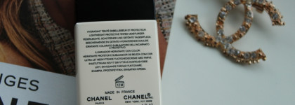 Chanel Les Beiges Sheer Healthy Glow Tinted Moisturizer SPF 30 в оттенке Medium