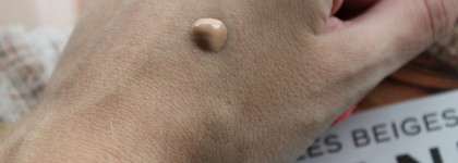 Chanel Les Beiges Sheer Healthy Glow Tinted Moisturizer SPF 30 в оттенке Medium